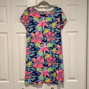 LIKE NEW Lilly Pulitzer Short Sleeve Dress